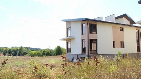 image01.jpg