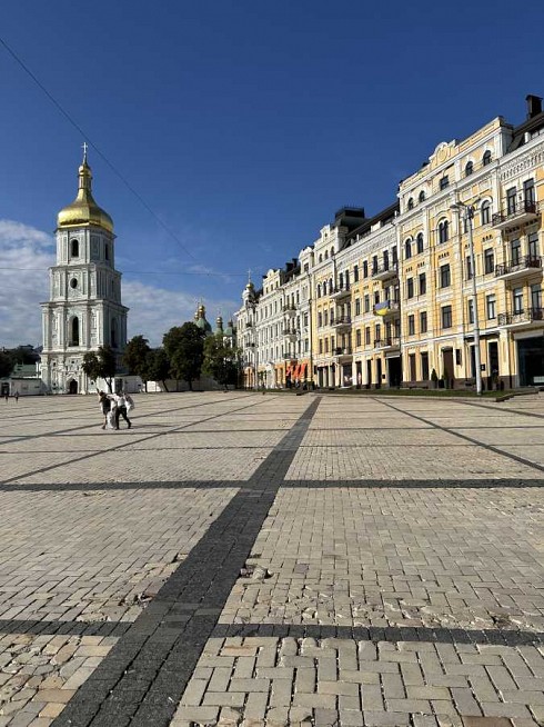 image01.jpg