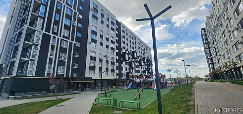 image01.jpg