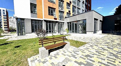 image01.jpg