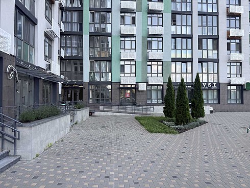 image01.jpg