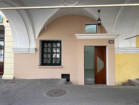 image01.jpg