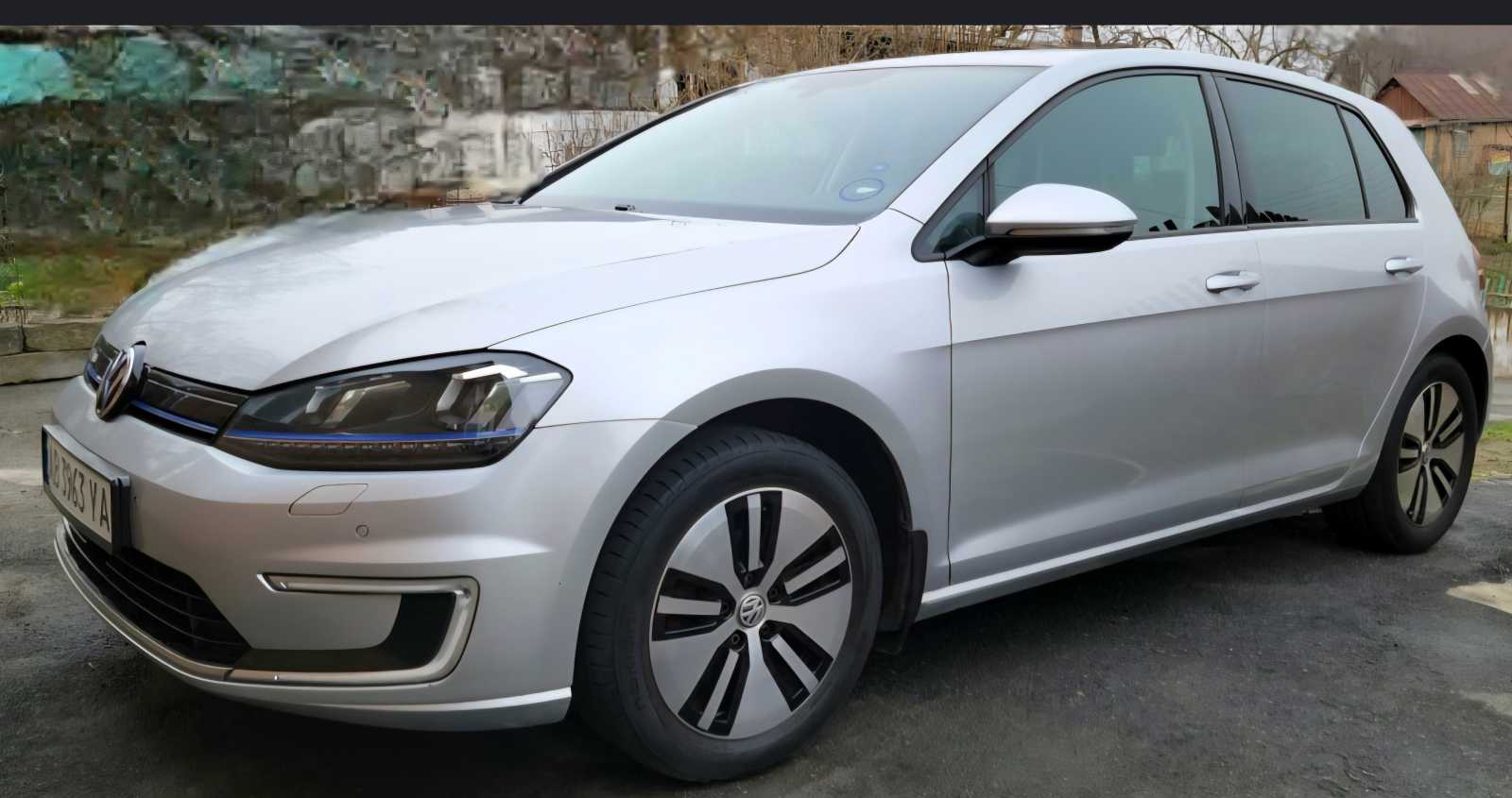  ,  - Volkswagen,  - E-Golf