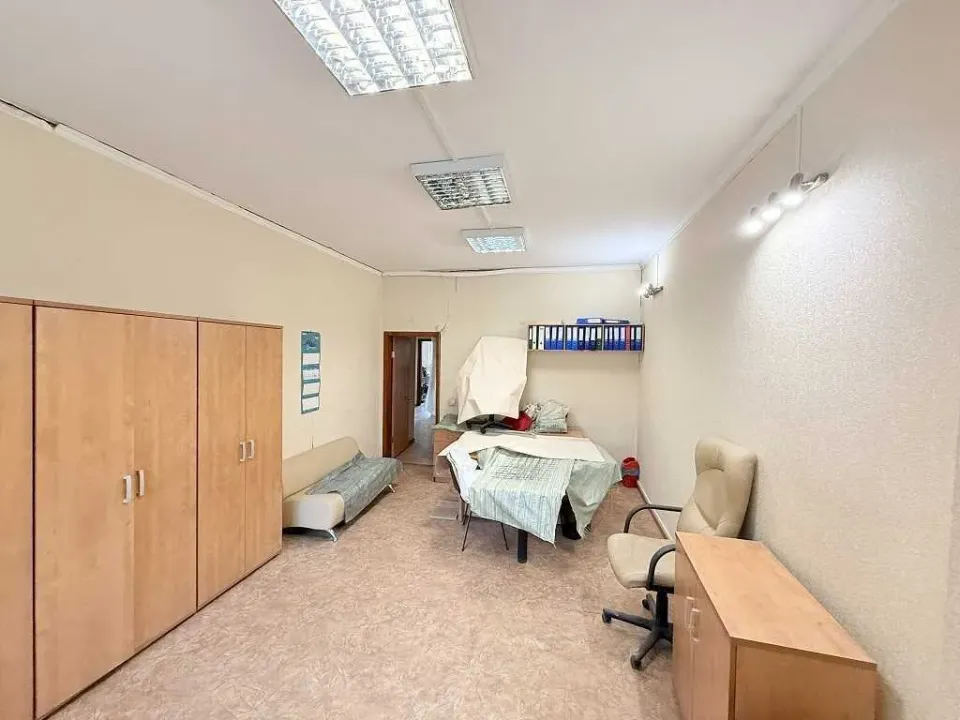 Продам 3-кімнатну квартиру, Киевская обл., Киев, Печерский р-н, Антоновича вул.