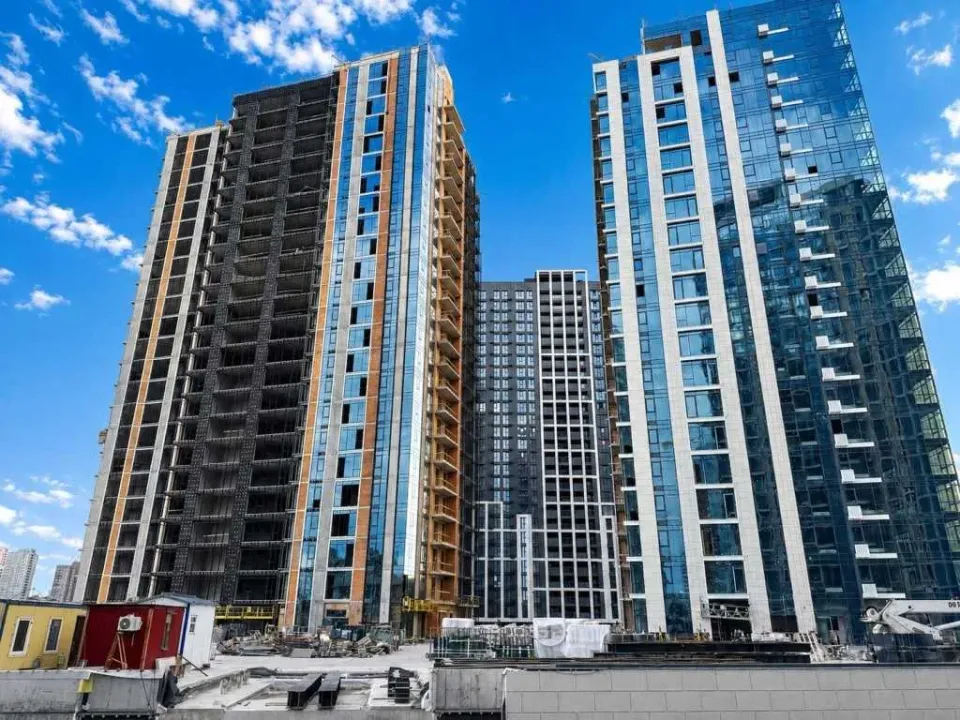 Продам 2-кімнатну квартиру, Киевская обл., Киев, Печерский р-н, Андрія Верхогляда вул.