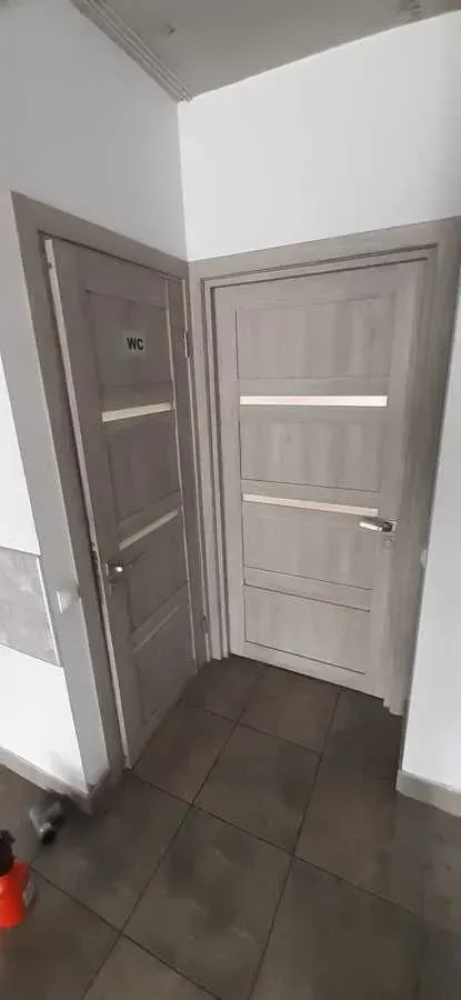 Продам офіс, Киевская обл., Киев, Дарницкий р-н, Александра Мишуги ул.