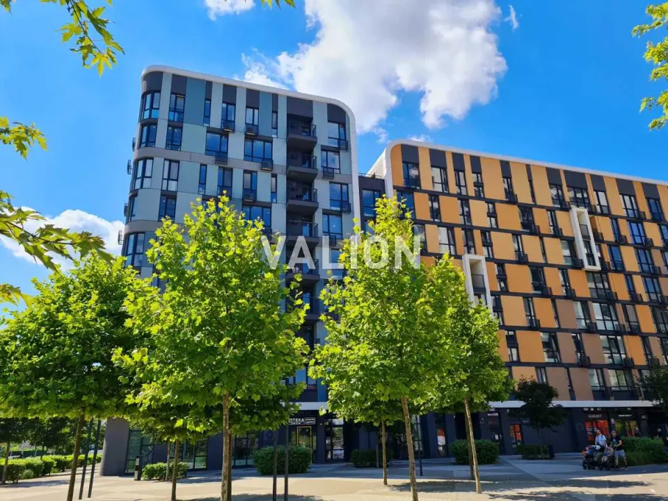 Продам 3-кімнатну квартиру, Киевская обл., Киев, Голосеевский р-н, Тадея Рильского бульв.