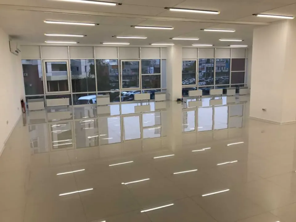 Продам офіс, Киевская обл., Киев, Дарницкий р-н, Александра Мишуги ул.