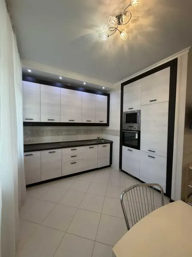 Продам 1-кімнатну квартиру, Киевская обл., Киев, Дарницкий р-н, Анни Ахматової вул.