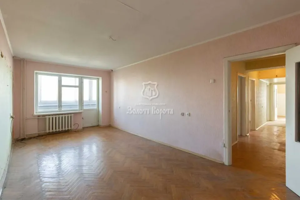 Продам 4-кімнатну квартиру, Киевская обл., Киев, Днепровский р-н, Флоренції вул.