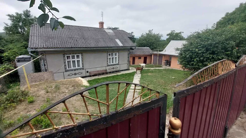 Продам дом, Черновицкая обл., Кицманский, Суховерхов, про.Лісовий