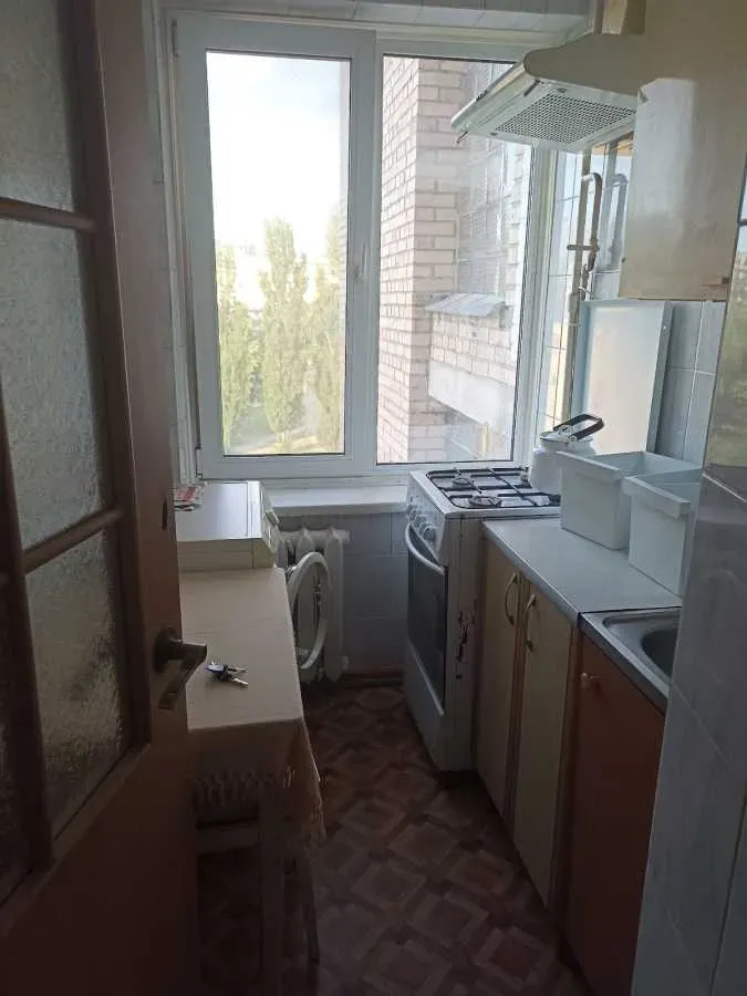 Продам 1-кімнатну квартиру, Киевская обл., Киев, Святошинский р-н, Зодчих вул.