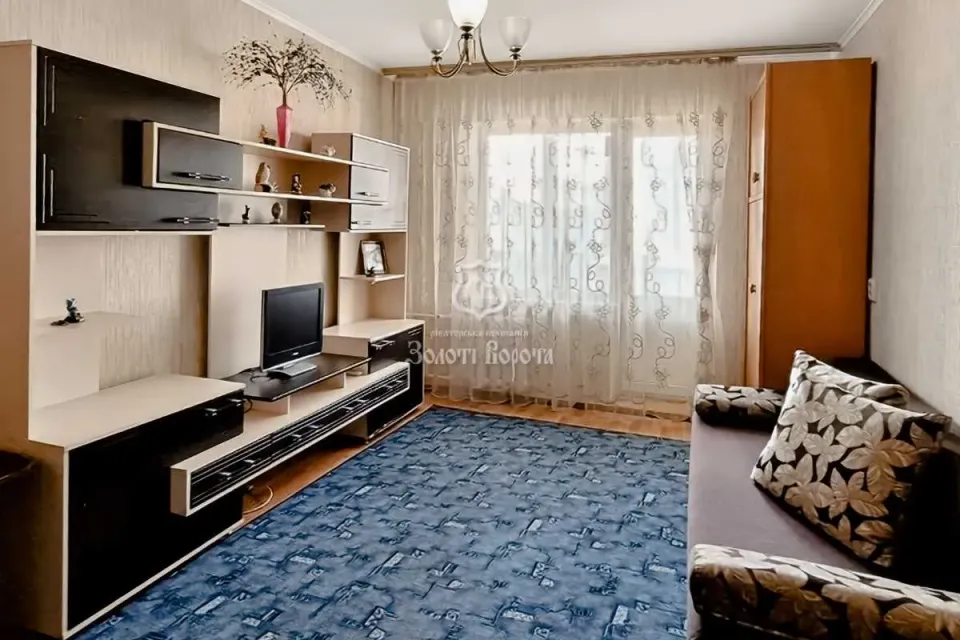 Продам 1-кімнатну квартиру, Киевская обл., Киев, Деснянский р-н, Милославська вул.