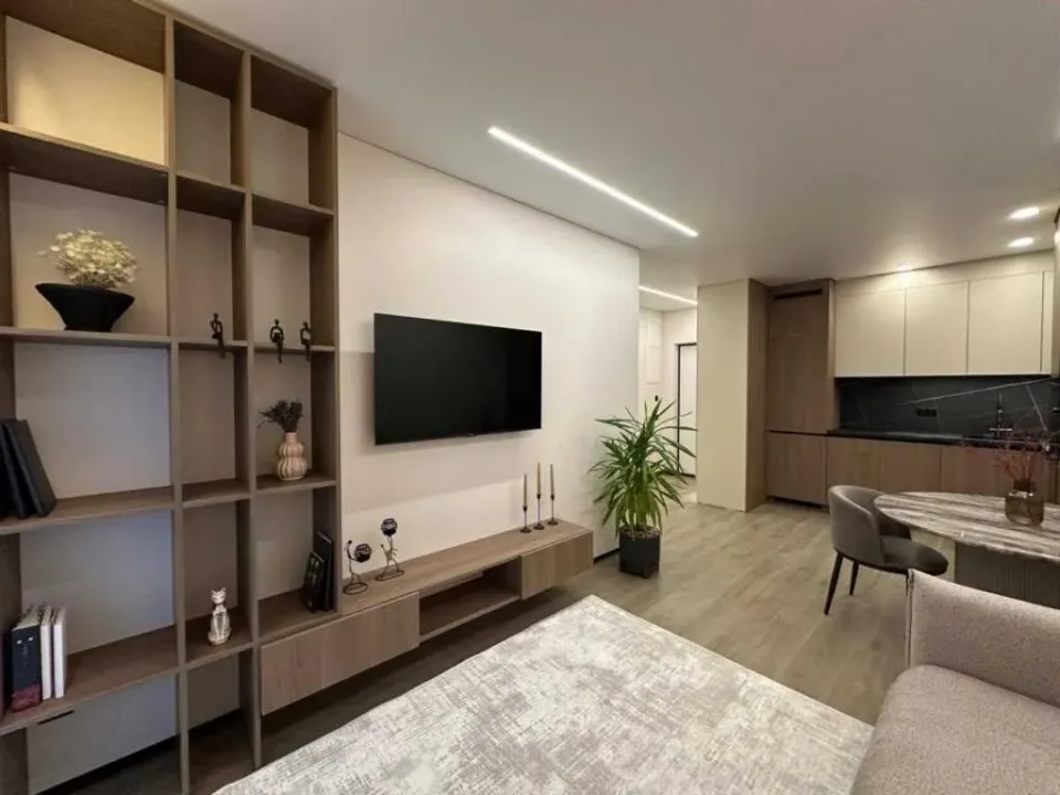 Продам 1-кімнатну квартиру, Киевская обл., Киев, Голосеевский р-н, Михайла Максимовича вул.