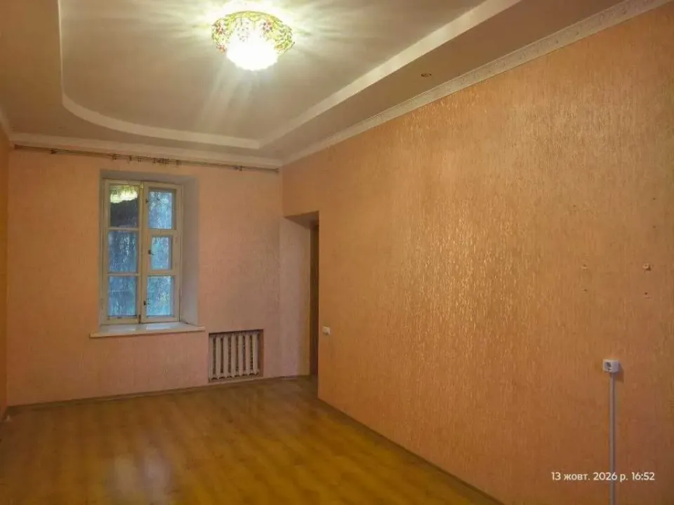 Продам 3-кімнатну квартиру, Киевская обл., Васильковский, Васильков, 1 Травня