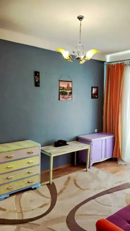 Продам 2-кімнатну квартиру, Киевская обл., Киев, Голосеевский р-н, Велика Васильківська вул.