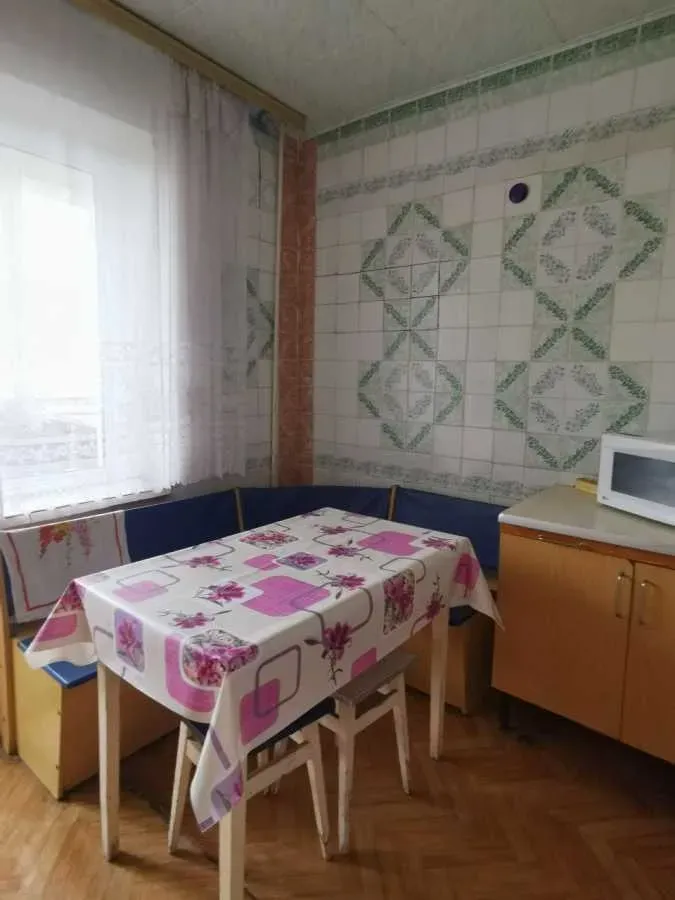 Сдам кімнату, Киевская обл., Киев, Деснянский р-н, Володимира Маяковського просп.
