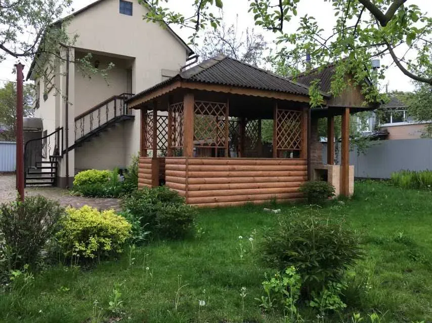 Сдам дом, Киевская обл., Киев, Днепровский р-н, 7-а Садова вул.