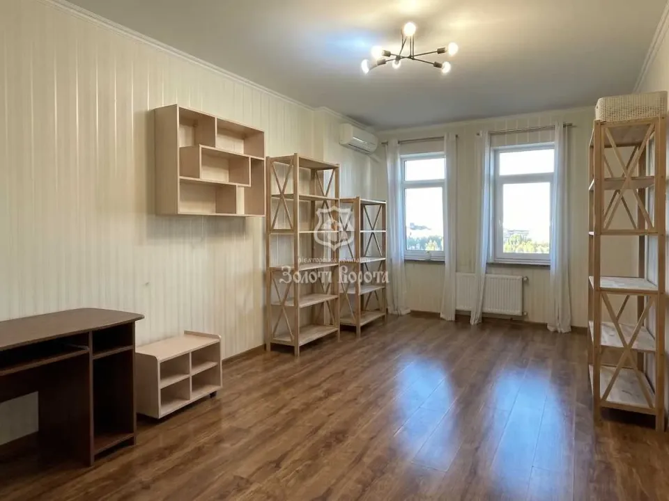 Продам 3-кімнатну квартиру, Киевская обл., Киев, Дарницкий р-н, Олександра Мишуги вул.